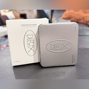 Dieux Forever Eye Mask in Silver